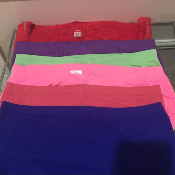 ⬇️ Price Drop⬇️Lot of 6 tube crop tops preowned - Picture 1 of 5